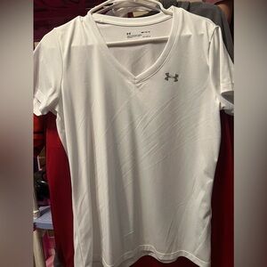 women’s under armor shirt